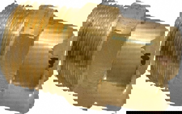 Brass Standard Fan Nozzle: 3/8